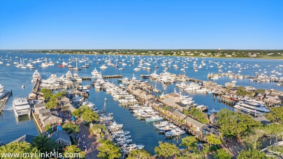  20 Straight Wharf # C Image 10
                                    