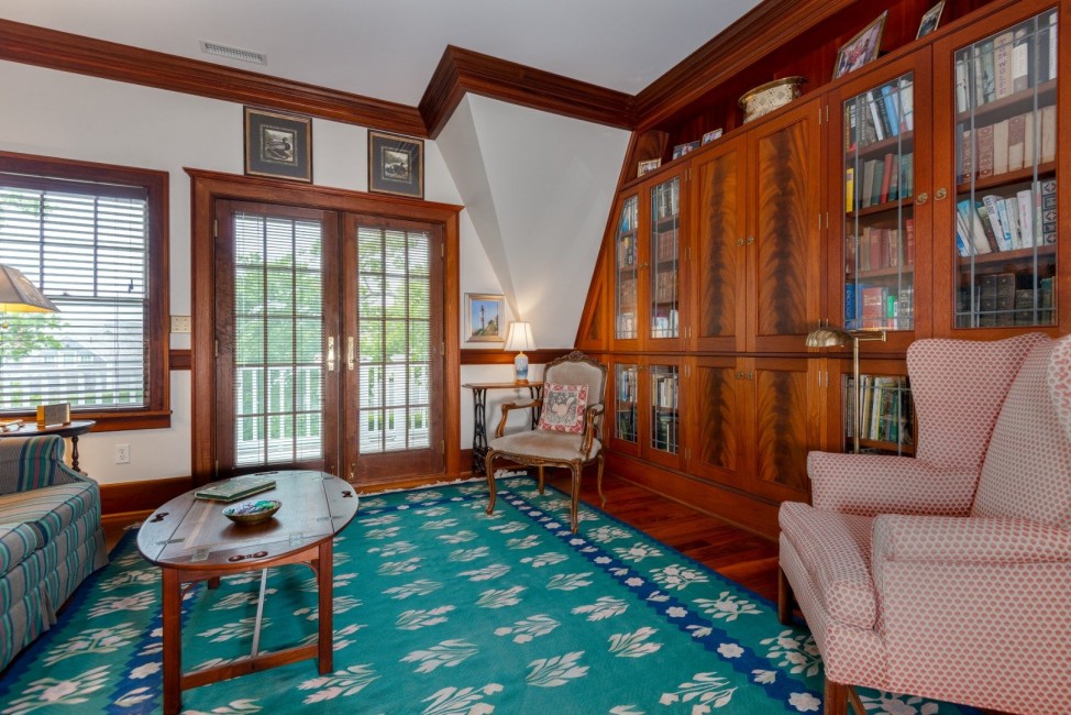  8 Hedge Row Image 28
                                    