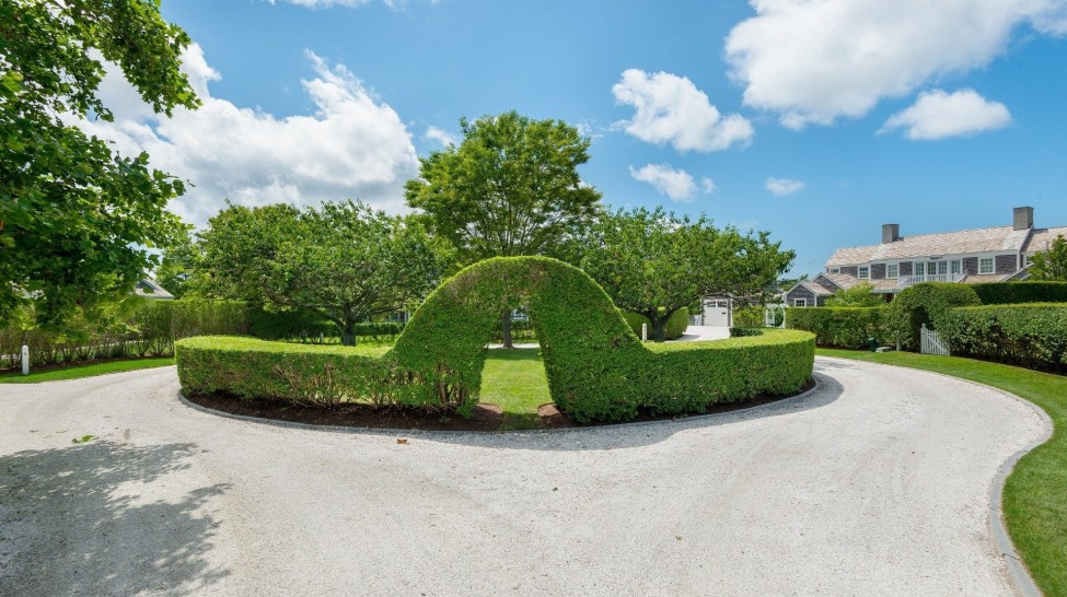  8 Hedge Row Image 40
                                    