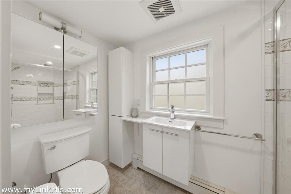  4 Flintlock Road Image 63
                                    