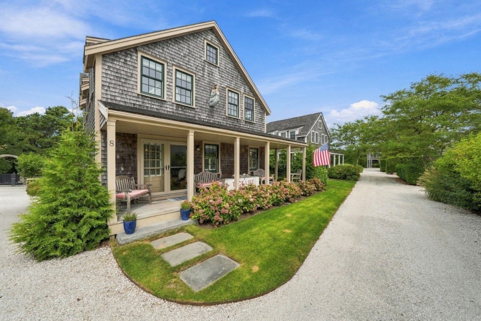  8 Fox Grape Lane Image 1
                                    