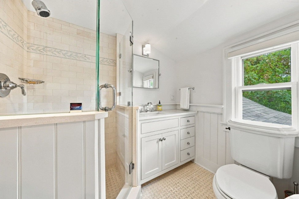  2 Brocks Court Image 39
                                    