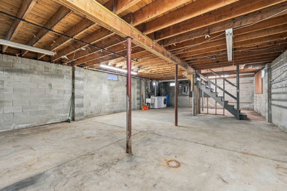  10 Field Avenue Image 15
                                    