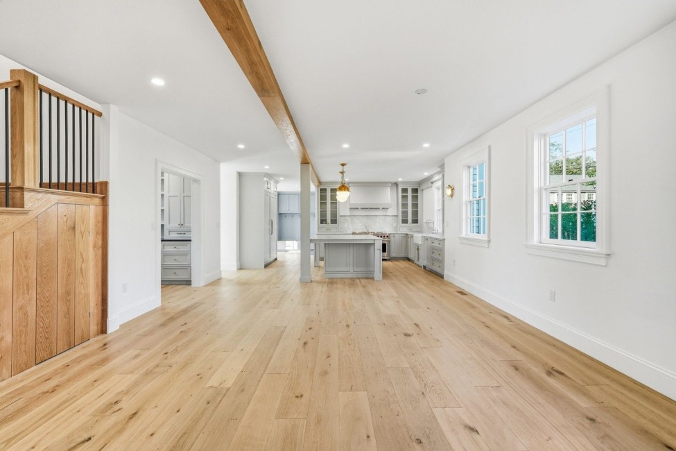  85 Orange Street Image 13
                                    