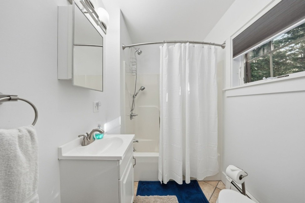  17A Daffodil Lane # A Image 41
                                    